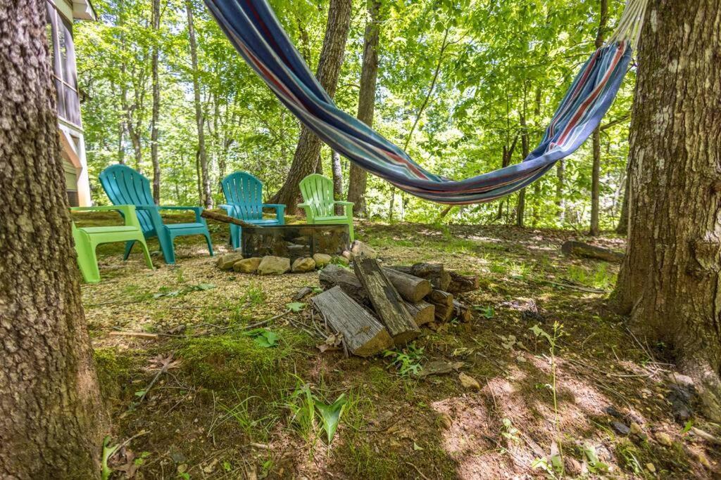 Pet Friendly Luxury Cabin Near Helen With Fire Pit Cleveland Dış mekan fotoğraf