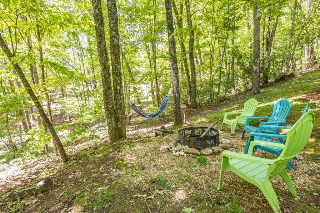 Pet Friendly Luxury Cabin Near Helen With Fire Pit Cleveland Dış mekan fotoğraf