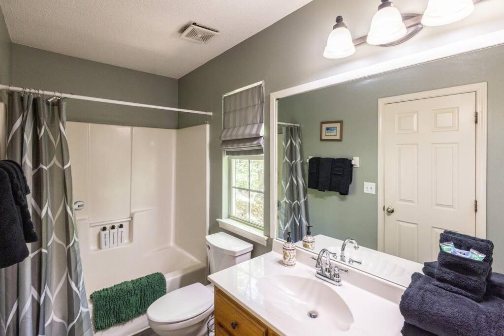 Pet Friendly Luxury Cabin Near Helen With Fire Pit Cleveland Dış mekan fotoğraf