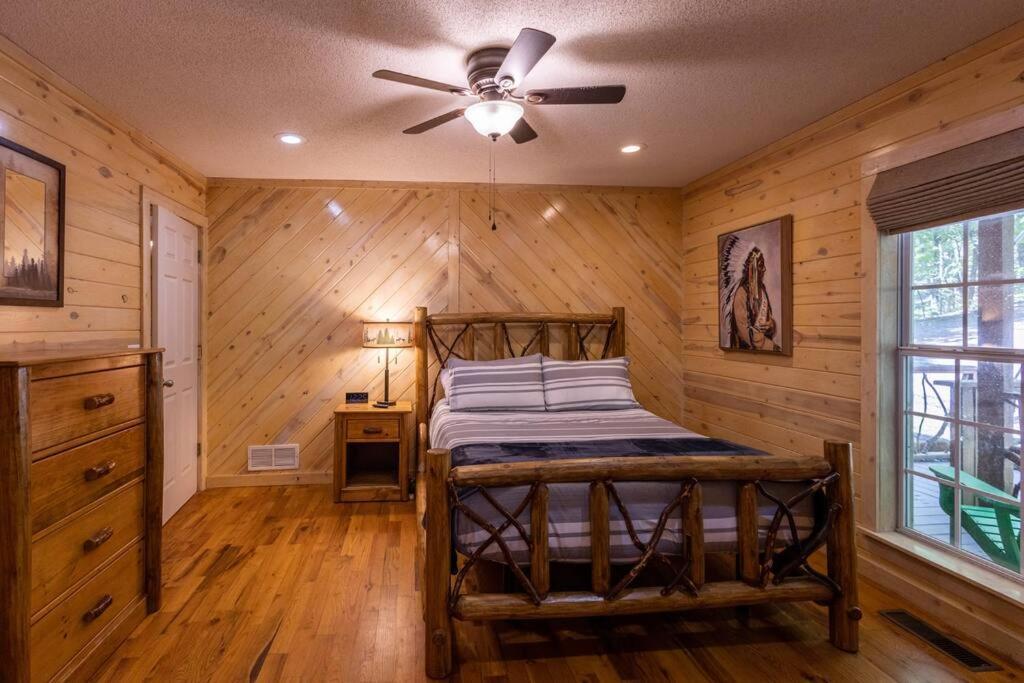 Pet Friendly Luxury Cabin Near Helen With Fire Pit Cleveland Dış mekan fotoğraf