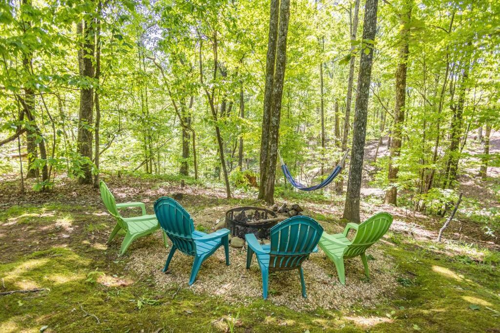 Pet Friendly Luxury Cabin Near Helen With Fire Pit Cleveland Dış mekan fotoğraf