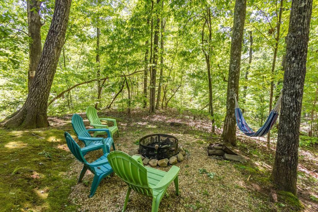 Pet Friendly Luxury Cabin Near Helen With Fire Pit Cleveland Dış mekan fotoğraf