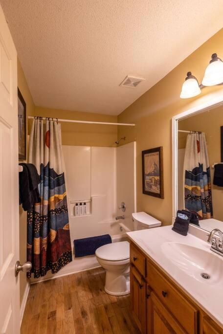 Pet Friendly Luxury Cabin Near Helen With Fire Pit Cleveland Dış mekan fotoğraf