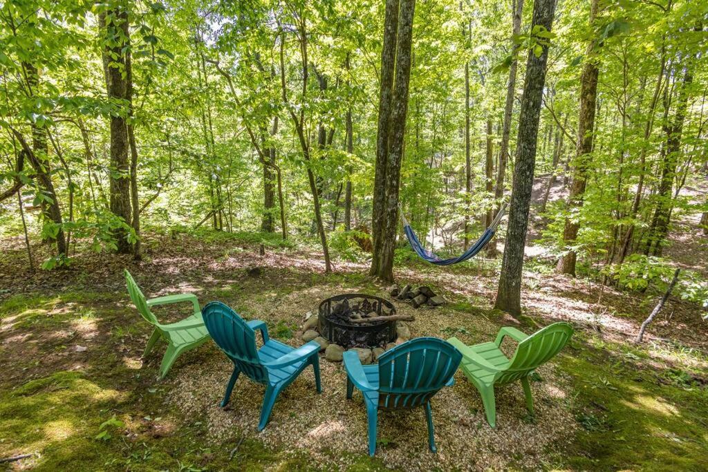 Pet Friendly Luxury Cabin Near Helen With Fire Pit Cleveland Dış mekan fotoğraf